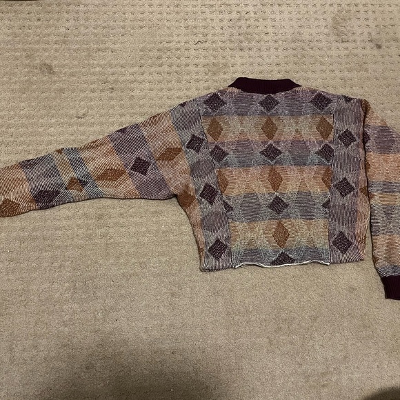 Free People multi colored patterned sweater with burgundy edges-M - Picture 2 of 2